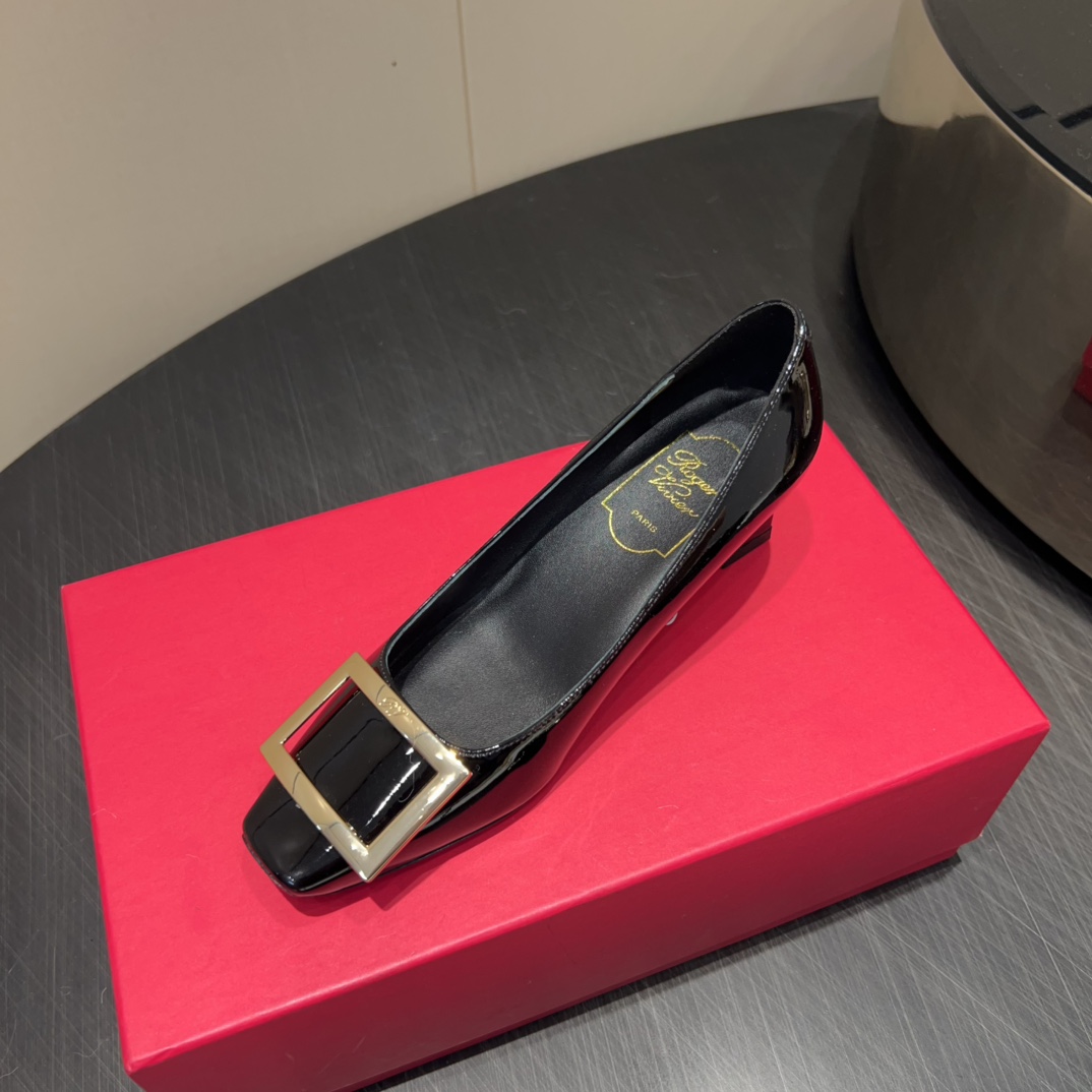 Women's high heels